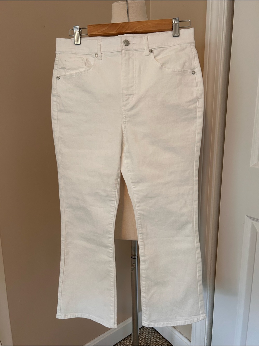 LOFT White Wide-Leg Flare Jeans